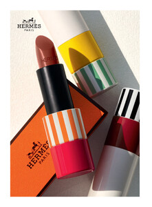 Hermès_Beauty_is_a_Gesture_2023_01.jpg