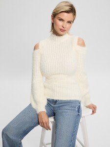 JuliaL - Guess - Takara Fuzzy Sweater #0_W5RR94Z3BH0-G1O6.jpg