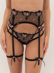 Lovestruck_Bows_Garter_Belt_Black_Floral_On_Model_1_2000x.webp