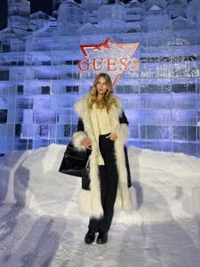 MarieJ - Guess2026awShow - 628205909 - 2026-02-04.jpg
