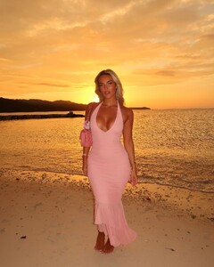 MaryBedford - IG - 484903550 - 2025-03-17_1440x1800.jpg