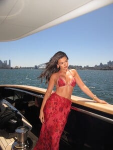 OPhillips - Bydee - 2025-12-04_1440x1920_4.jpg