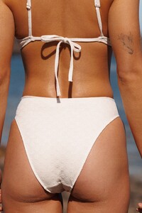 yse-maillot-culotte-taille-haute-douceur-azur-ecru1.jpg