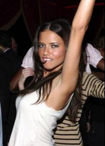 post-1637-1128375066_thumb.jpg