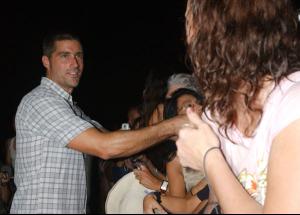 post-1676-1137085781_thumb.jpg