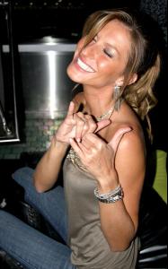 post-1676-1137691905_thumb.jpg