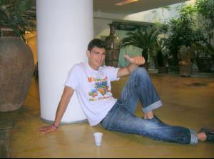 post-2379-1151417839_thumb.jpg