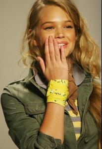 post-5257-1164796886_thumb.jpg